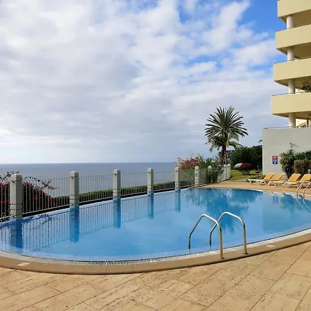 Finest Rentals - Beachfront Penthouse Funchal  Room photo
