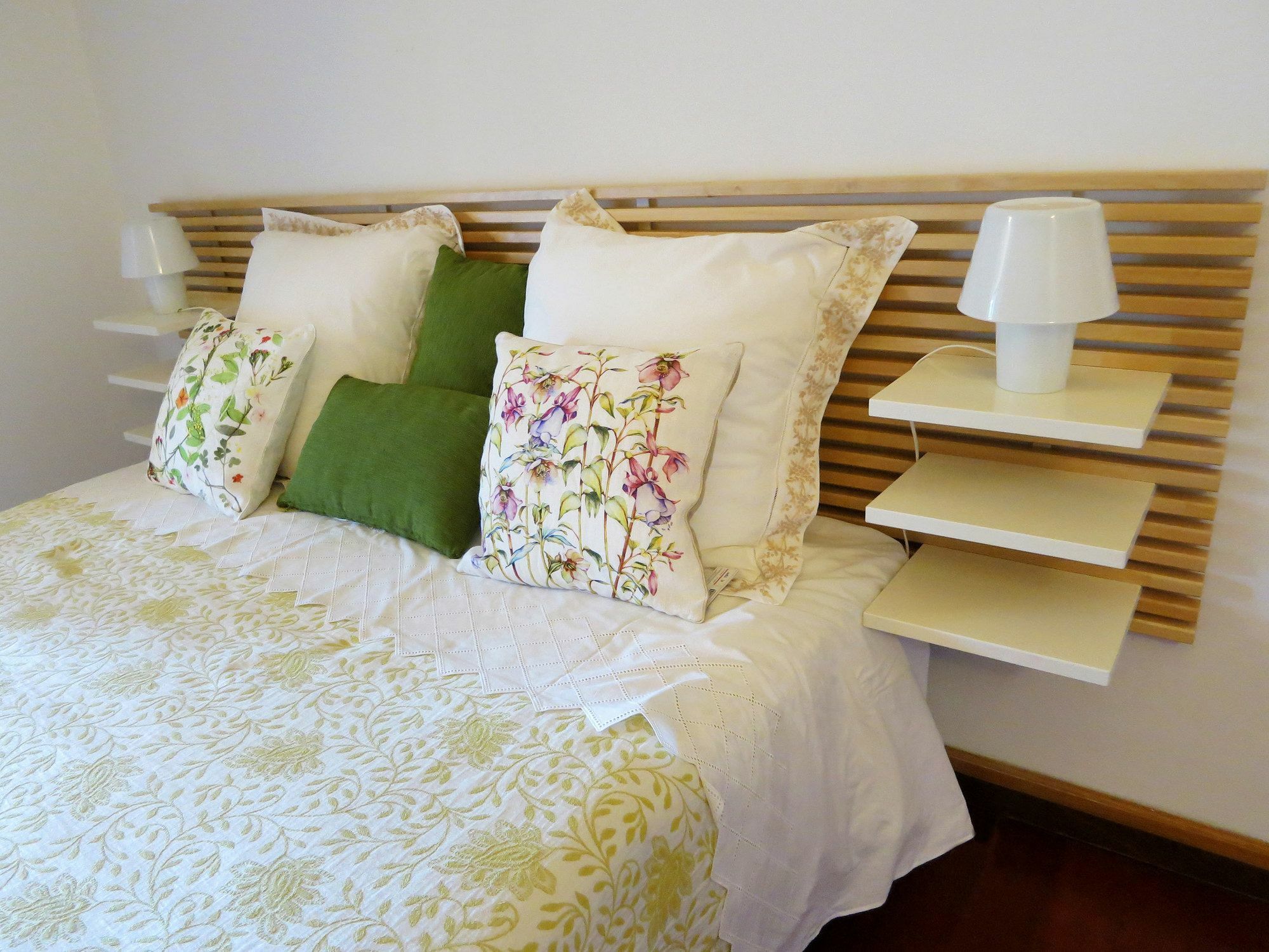 Finest Rentals - Beachfront Penthouse Apartment Funchal (Madeira)