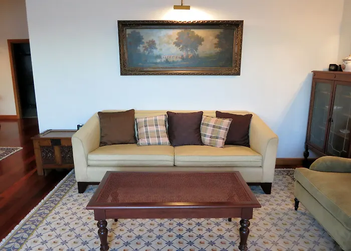 Finest Rentals - Beachfront Penthouse
